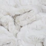 Kép 5/9 - Smooth törtfehér/ivory takaró szett (1db 150x200cm takaró + 1db 45x45cm díszpárna)
